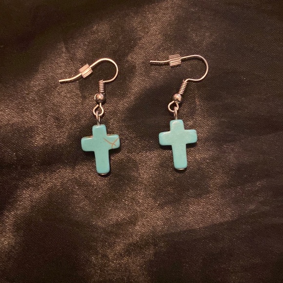 Small cross earrings - Picture 1 of 2
